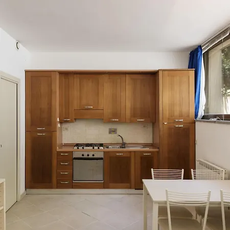 The House In The Green By Interhome Appartamento