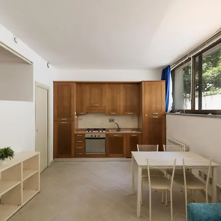 The House In The Green By Interhome Appartamento
